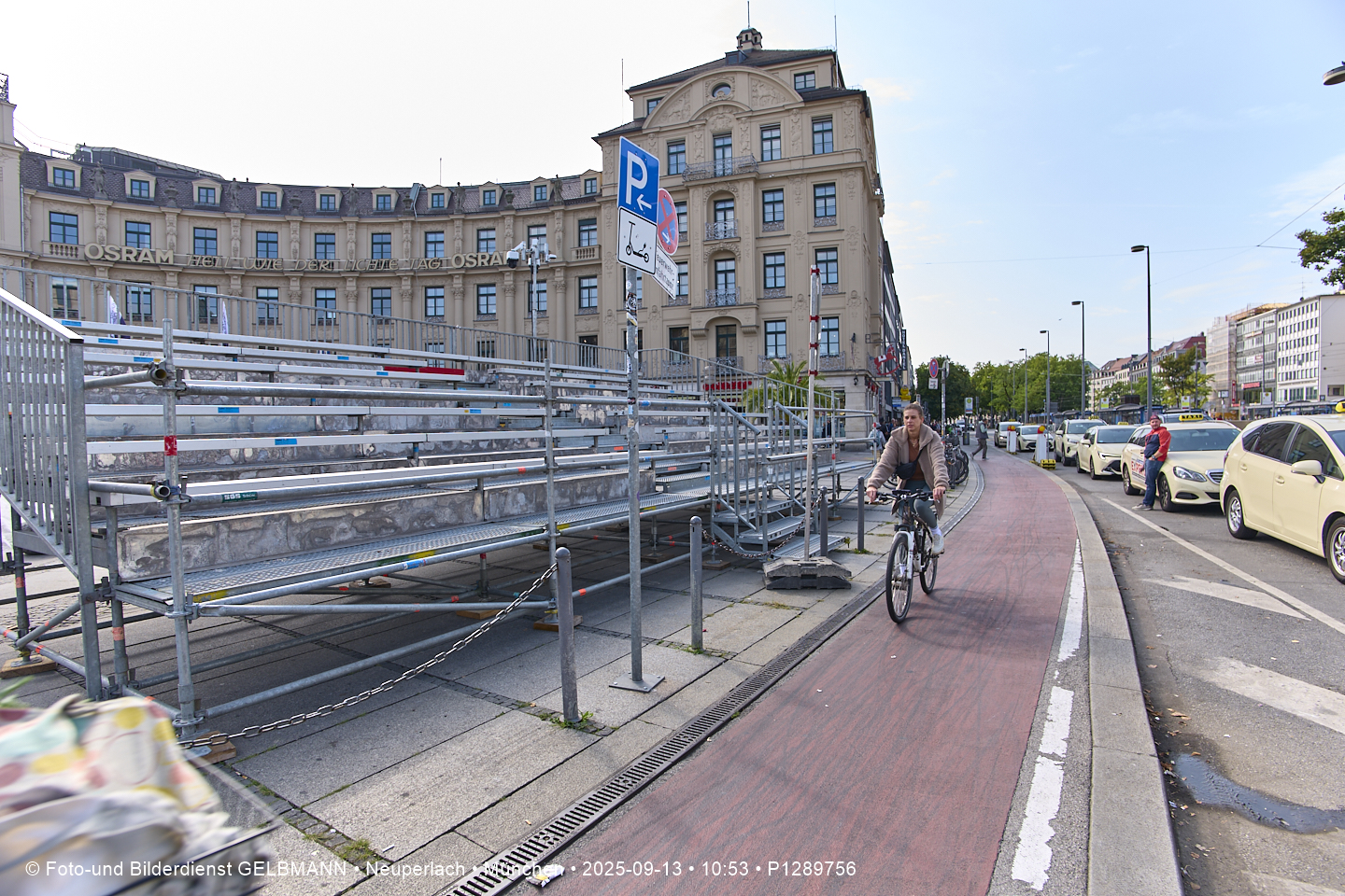 graffiti im marx-zentrum