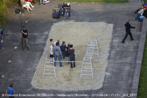 04.09.2012 - Filmaufnahmen bei uns im Karl-Marx-Ring 52-62