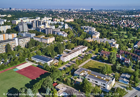 16.08.2020 - Karl-Marx-Ring 52-62 - Marx-Zentrum - Grundschule
