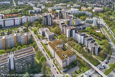 08.05.2021 - das Marx-Zentrum und Wohnanlage am Karl-Marx-Ring 52-62