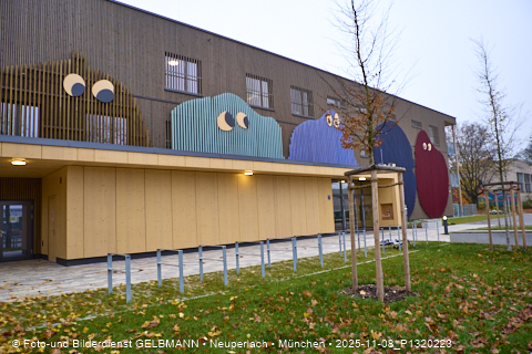 07.11.2025 - Spielsachen für unseren Kindergarten an er Heinrich-Wieland-Straße
