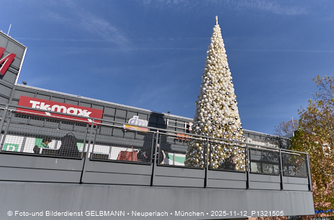 12.11.2025 - Unser Weihnachtsbaum am PEP